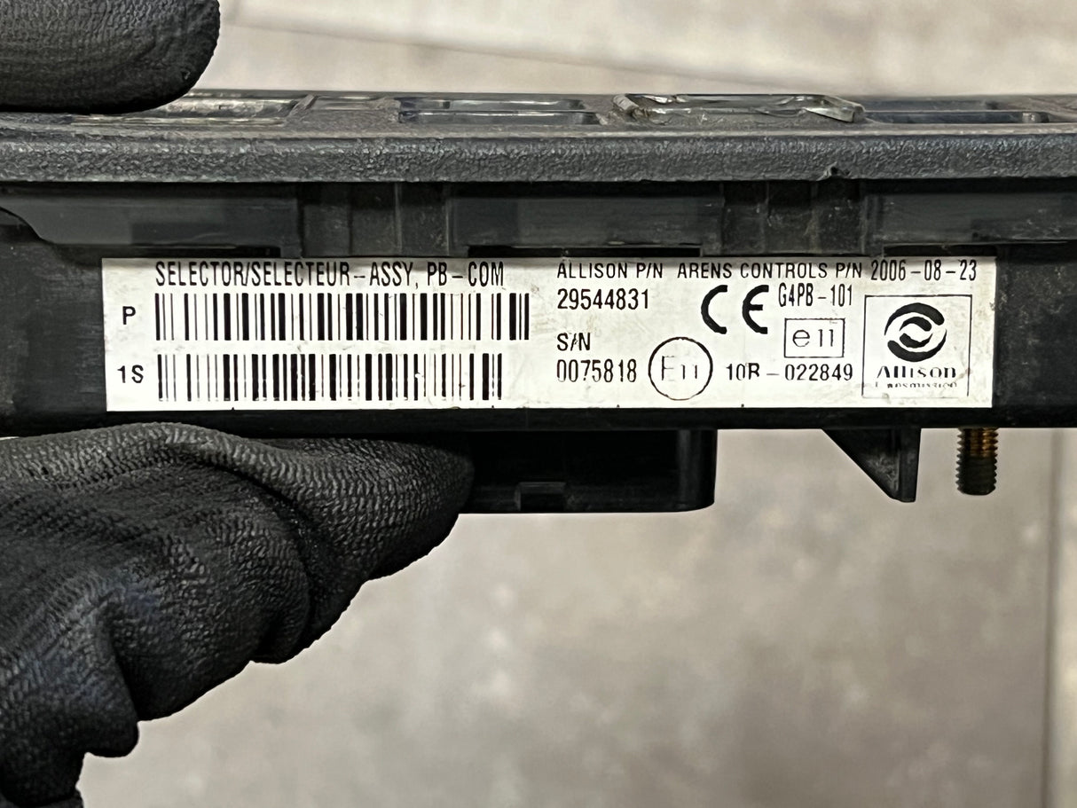2006 Allison Transmission Push Button Electric Shifter Pad 29544831