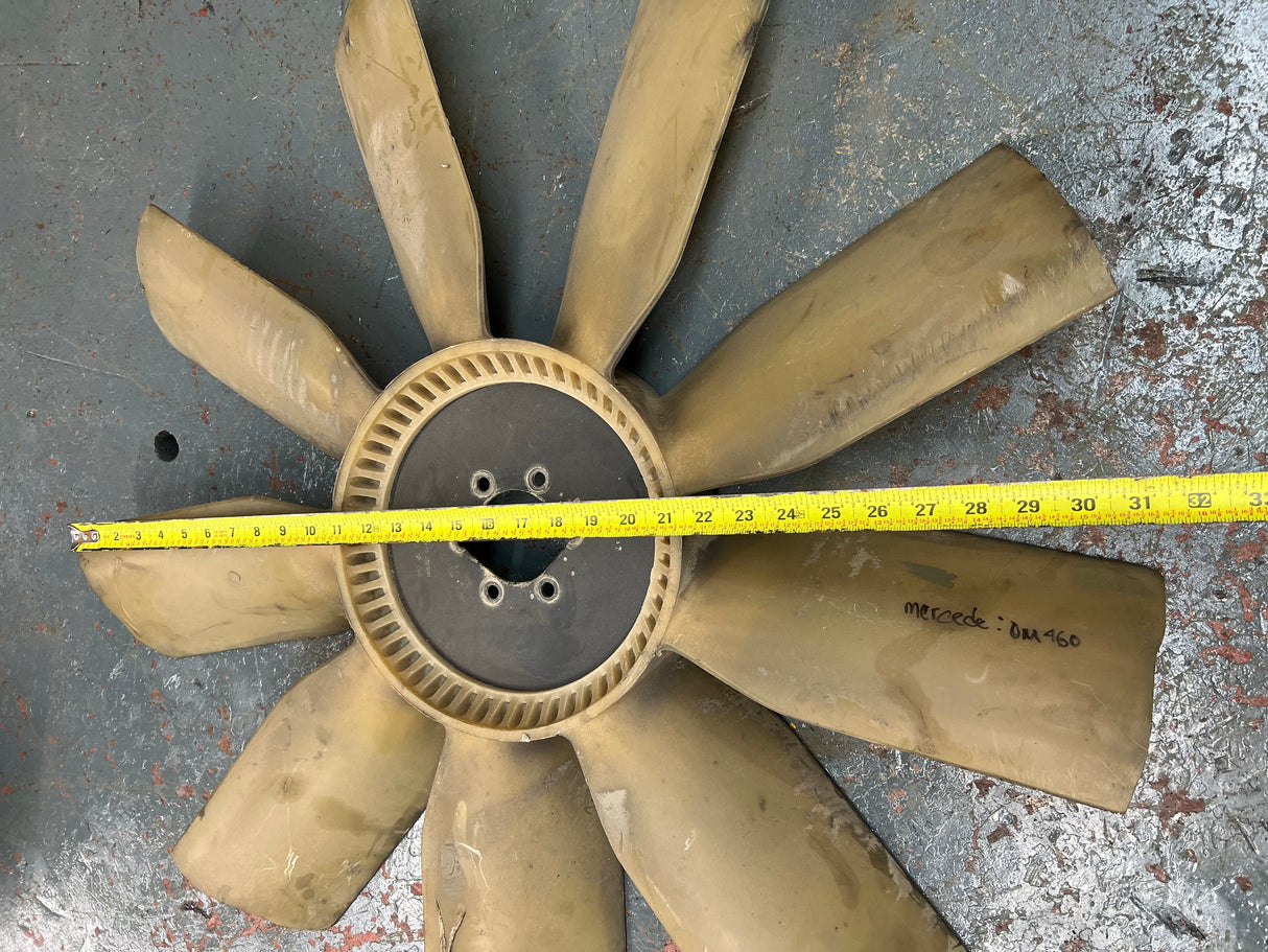 Mercedes OM460 FAN BLADE 392-08 G 32