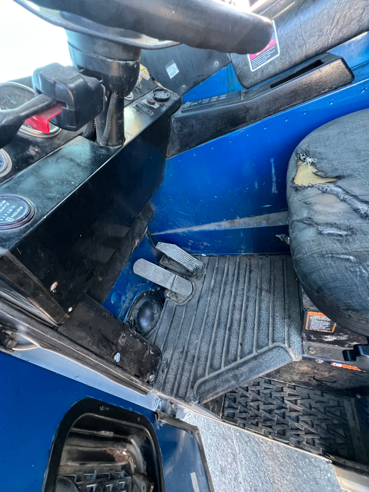 2007 Mack LE613 Forward Low Cab, 600 Series