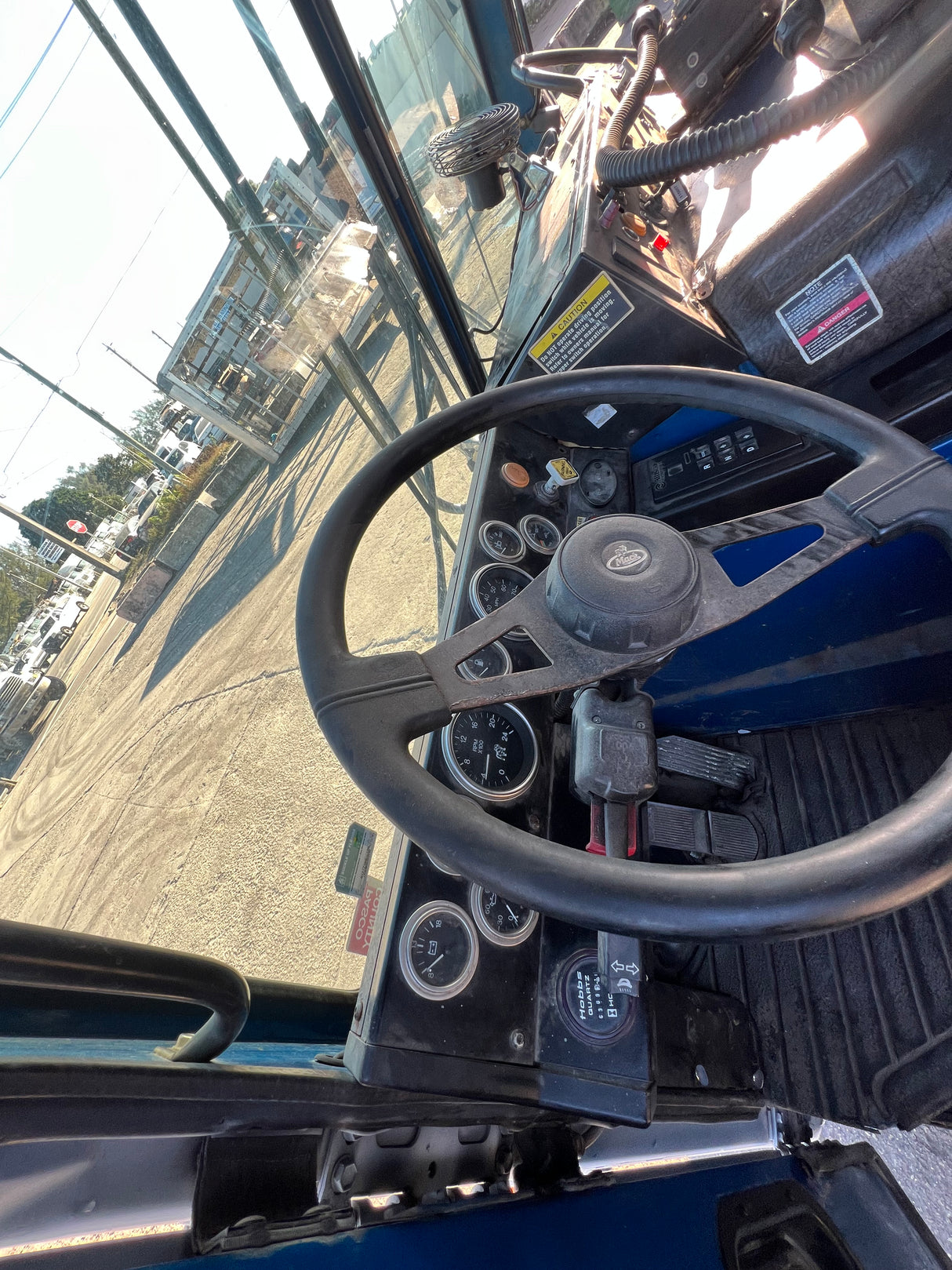 2007 Mack LE613 Forward Low Cab, 600 Series