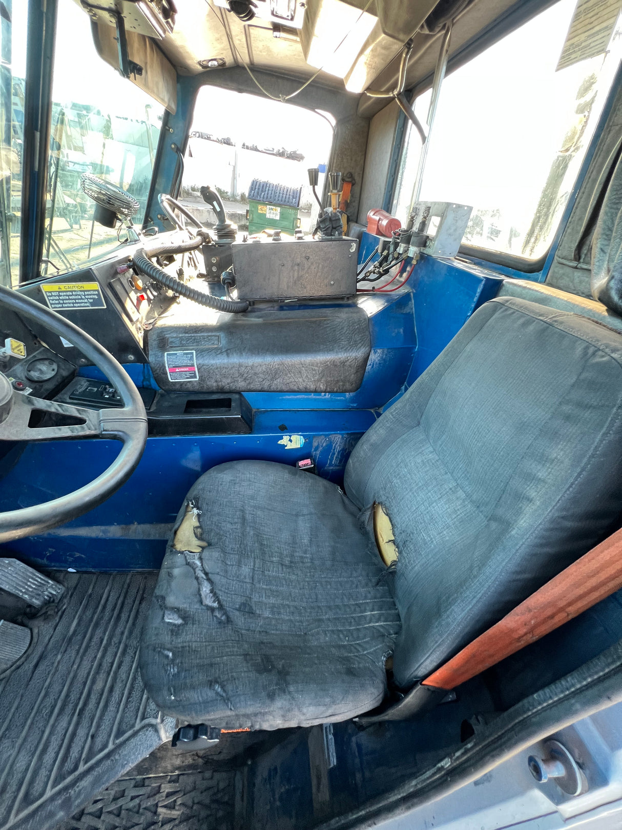 2007 Mack LE613 Forward Low Cab, 600 Series