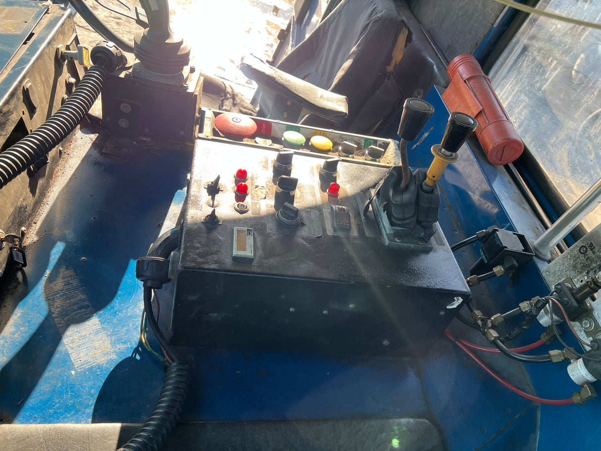 2007 Mack LE613 Forward Low Cab, 600 Series