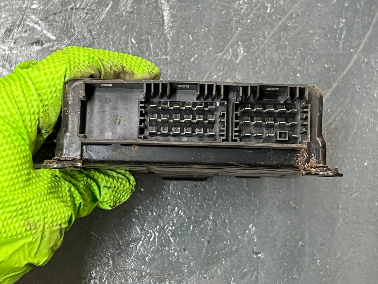 2005 MERITOR/WABCO 400 850 099 0 ABS-E Control Module, 12V, Part # 7MN46M3