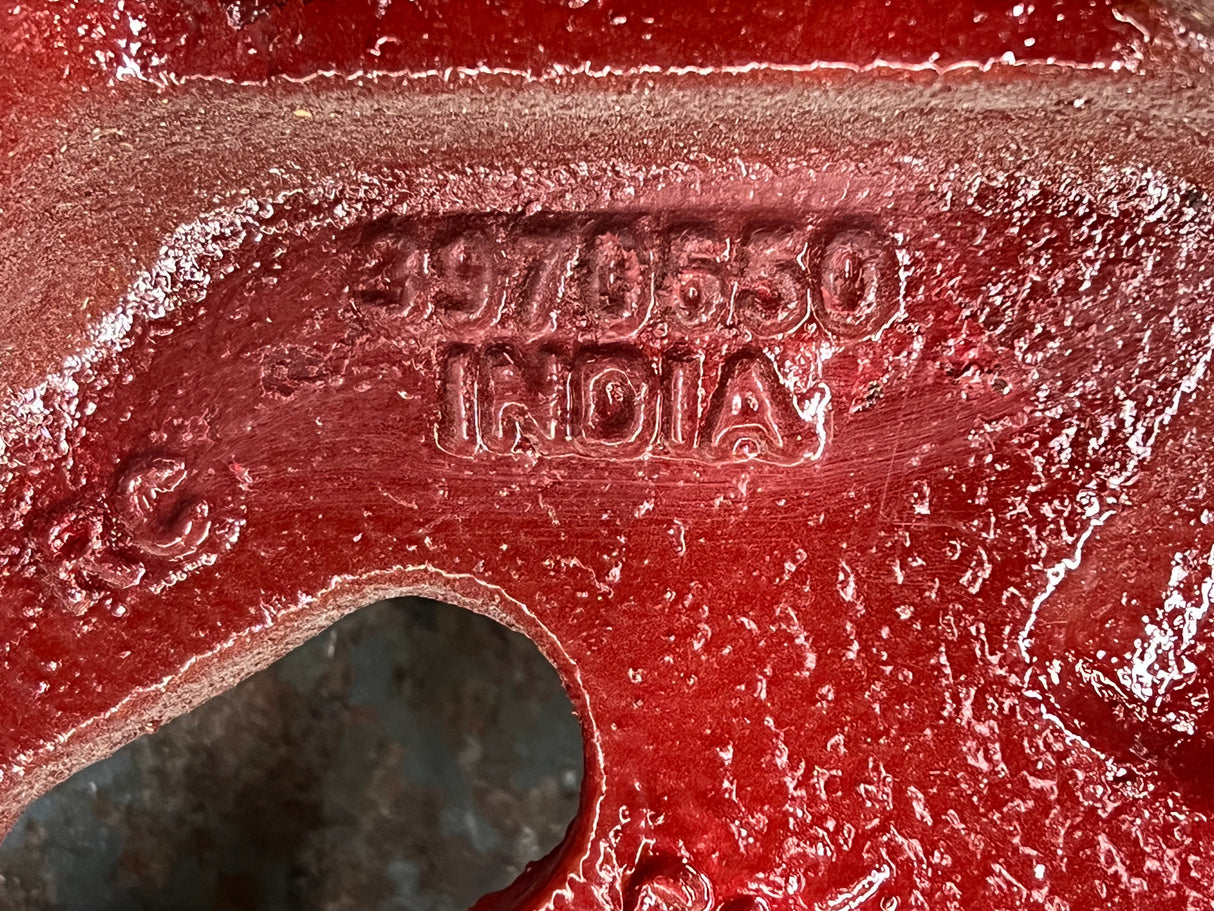 Cummins ISL 8.9L Diesel Engine Alternator Support 3970650 and Fan Hub D-3007