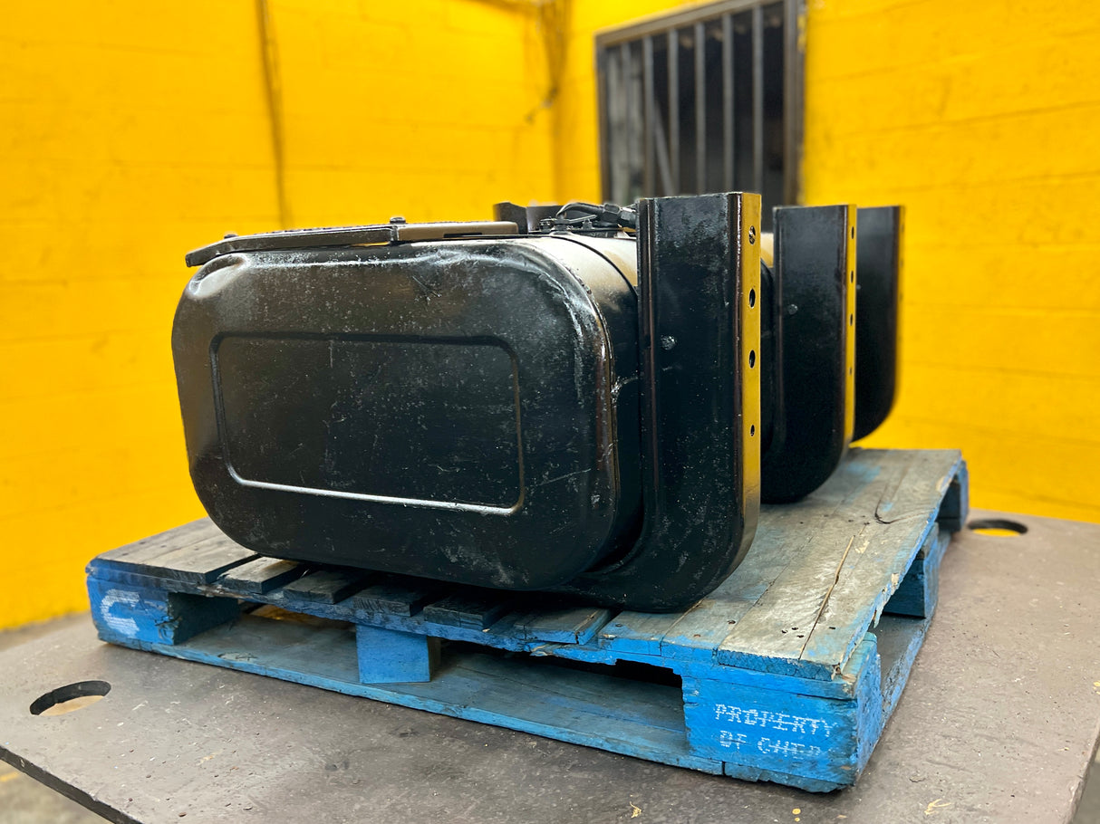 1995 Briskin 60 Gallon Steel Tank with Step 15715700