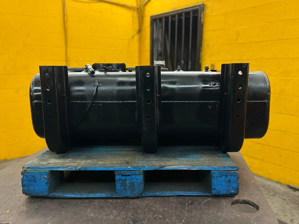 1995 Briskin 60 Gallon Steel Tank with Step 15715700