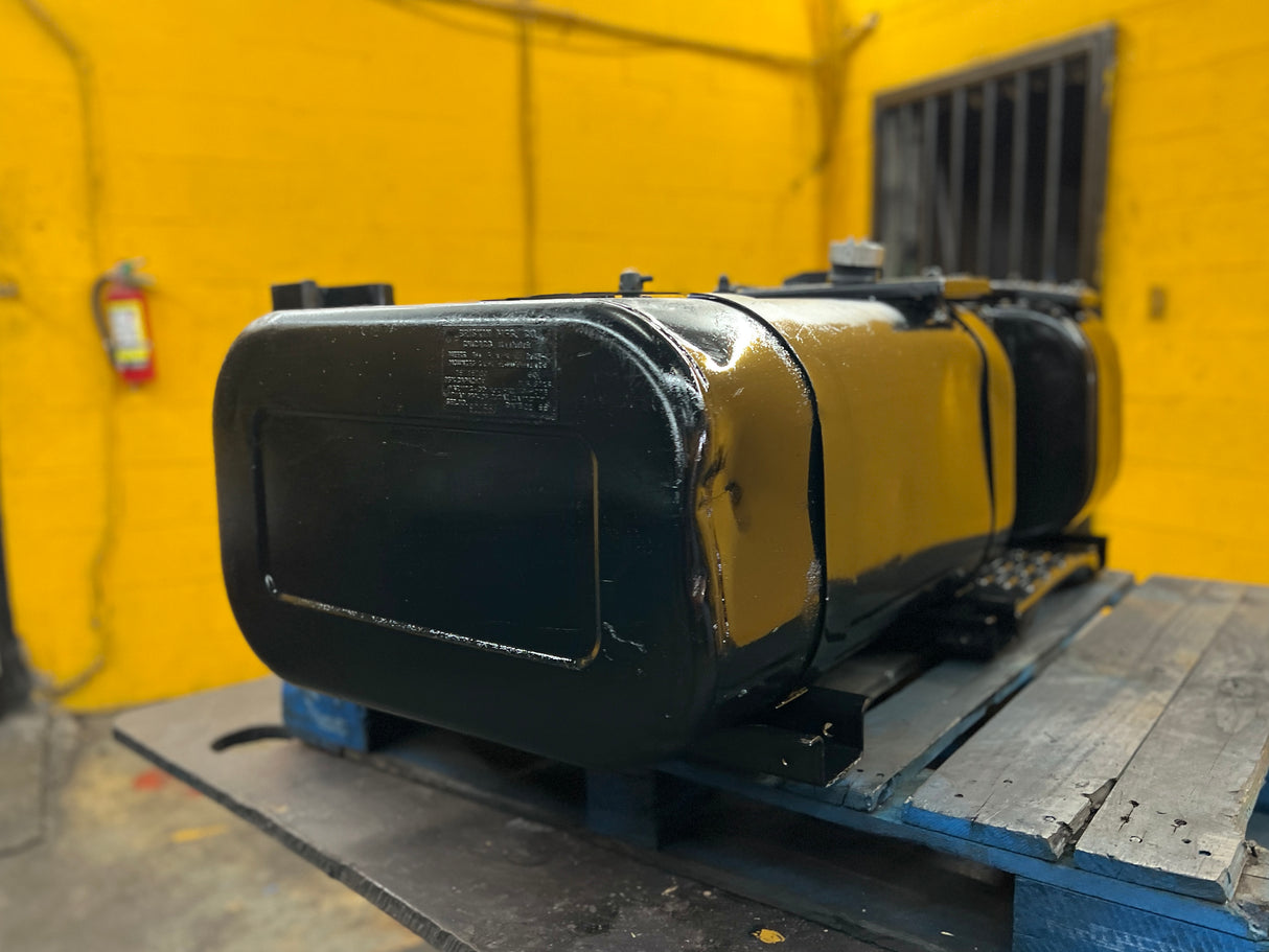 1995 Briskin 60 Gallon Steel Tank with Step 15715700