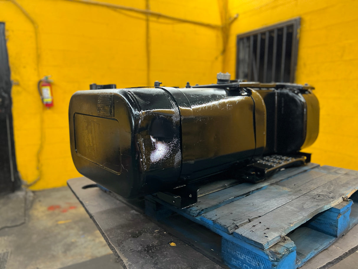 1995 Briskin 60 Gallon Steel Tank with Step 15715700