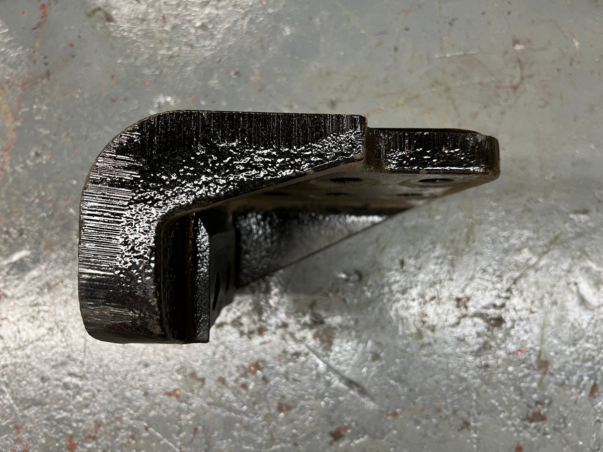 Mack Diesel Engine Mount 158GB5175M2