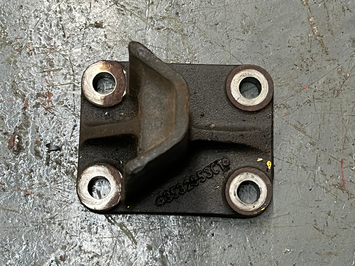 OEM International DT466E Engine Mount Part # 3532953C1