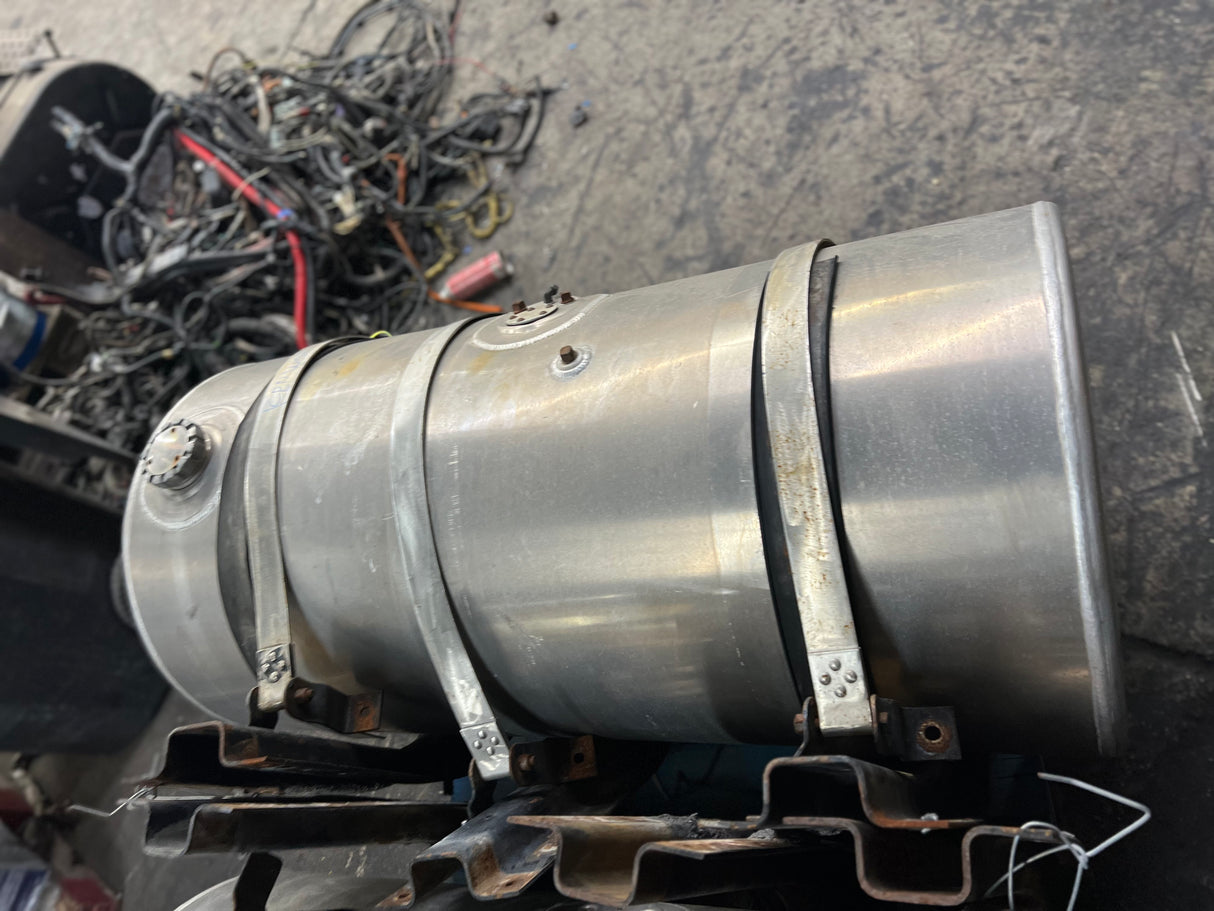 Kenworth 100G Aluminum Fuel Tank, 100 GALLONS