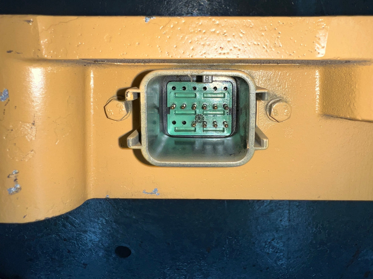 Caterpillar C11/C13 Valve Cover Base Part # 283-0238