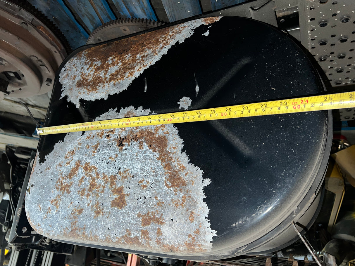 INTERNATIONAL 50G D-STY LSM (SVC) FUEL TANK Part # 3671324F91 WITH STEPS