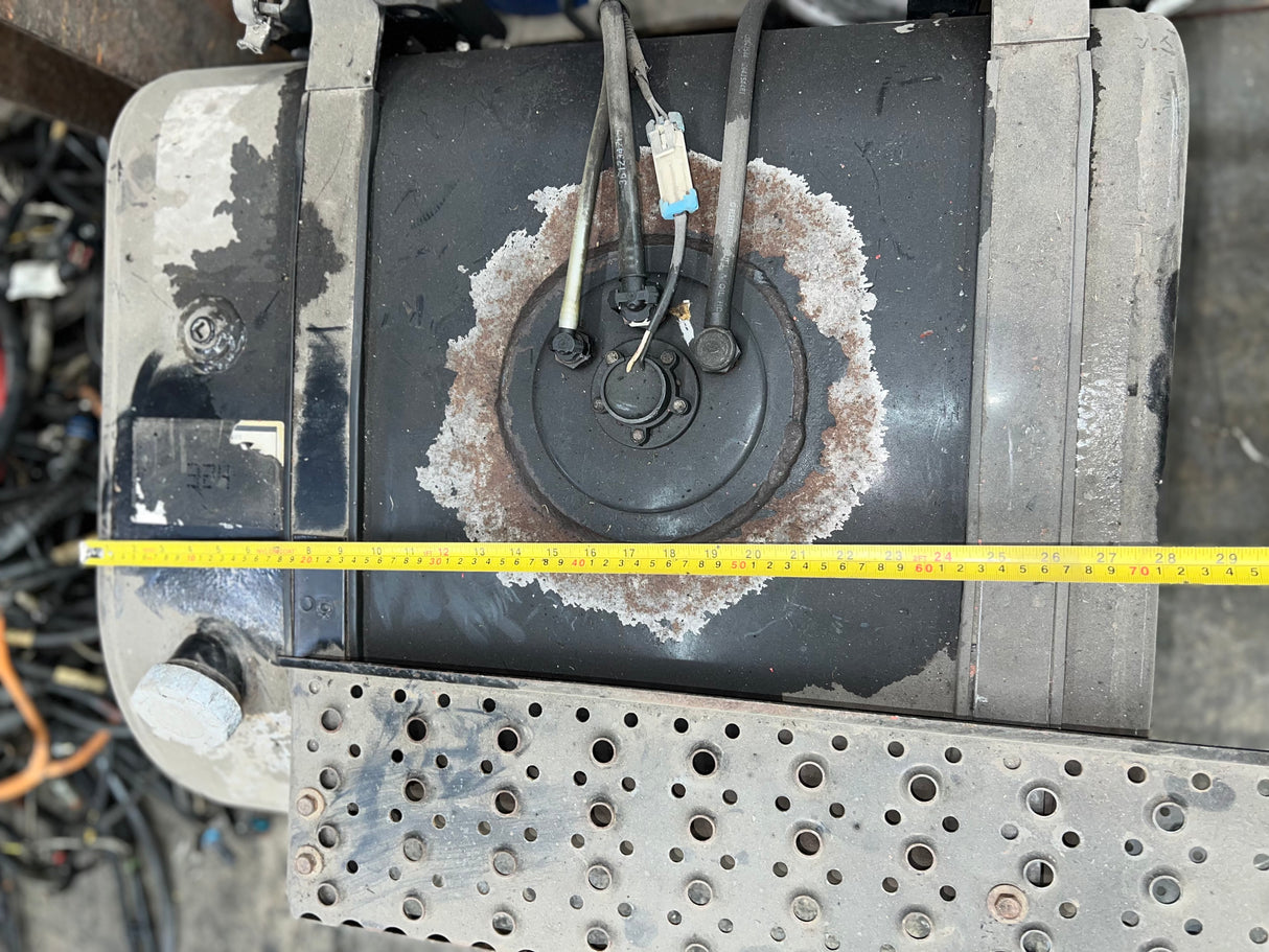 INTERNATIONAL 50G D-STY LSM (SVC) FUEL TANK WITH STEPS