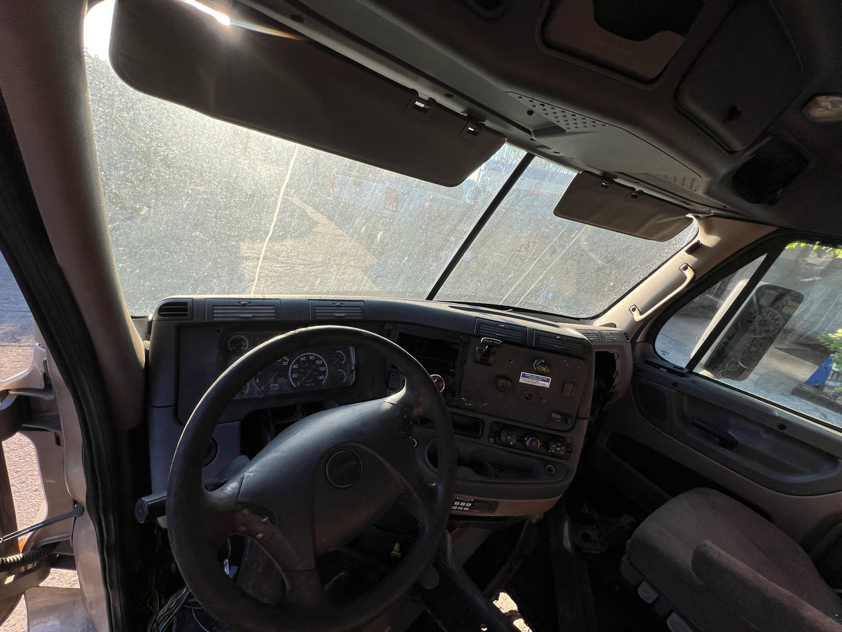 2016 Freightliner Cascadia 125 High Roof Sleeper CAB Shell