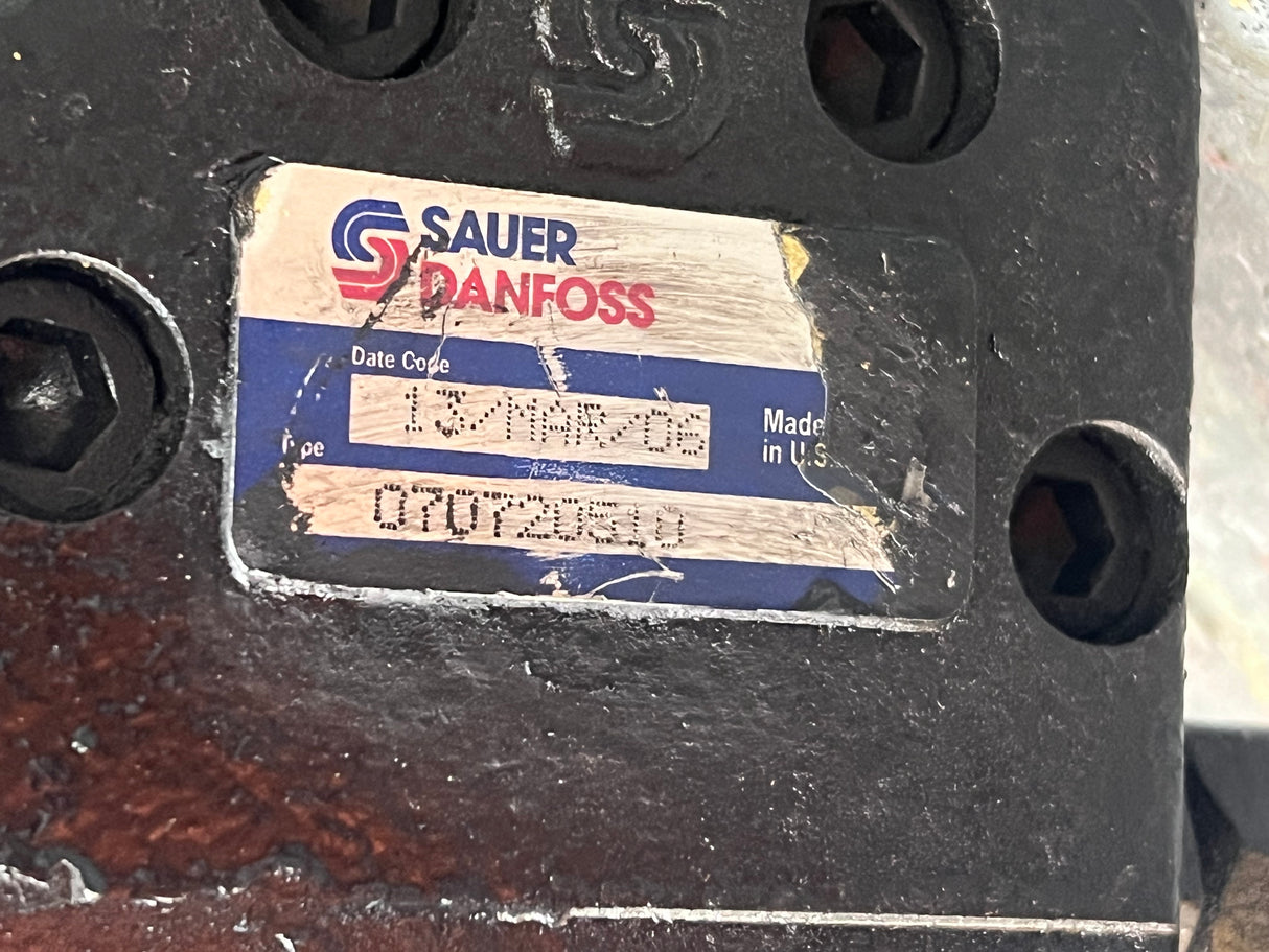 Cummins ISB6.7L WABCO Engine Air Brake Compressor 5286964RX w/Hydraulic Pump