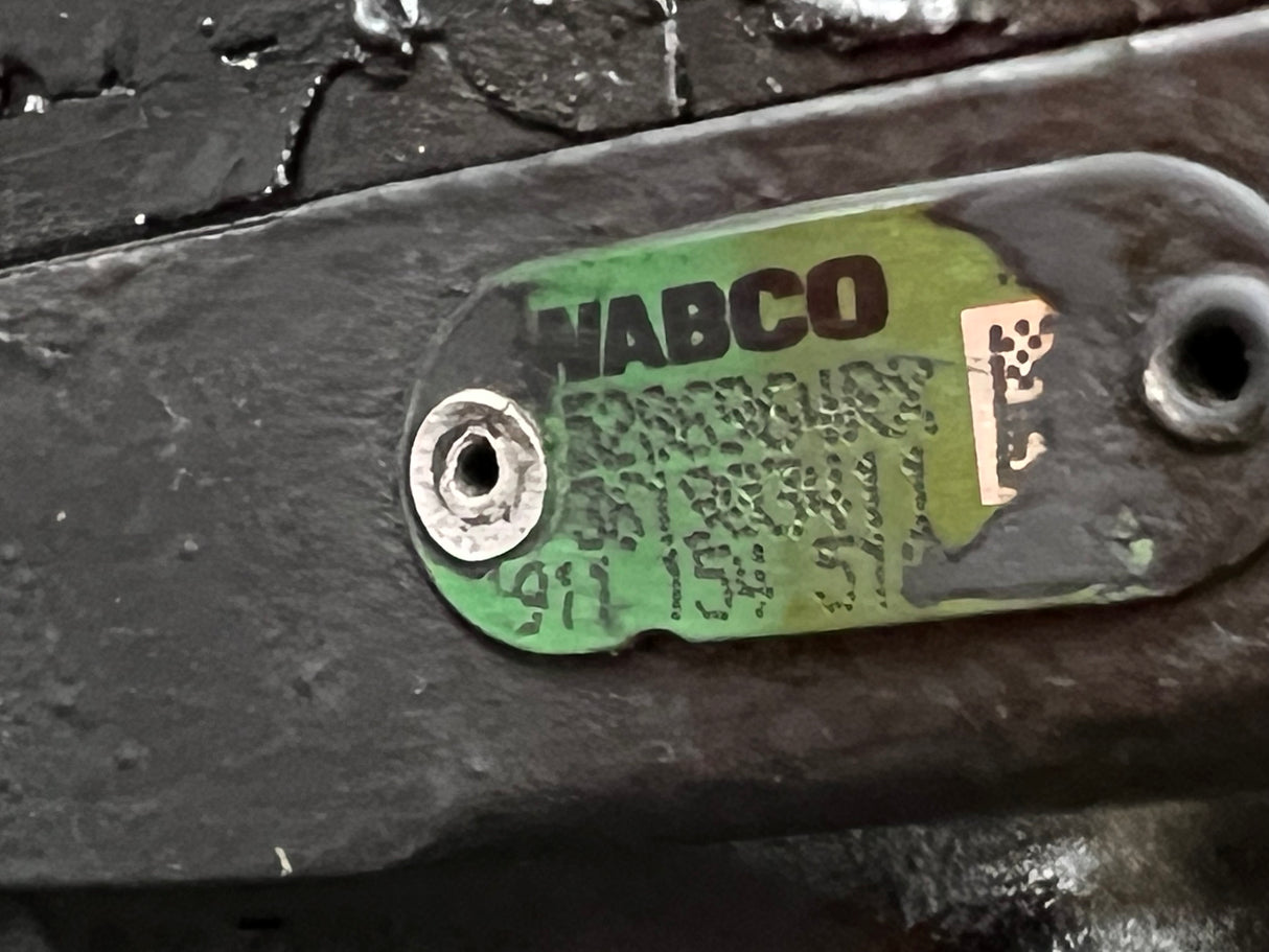 Cummins ISB6.7L WABCO Engine Air Brake Compressor 5286964RX w/Hydraulic Pump