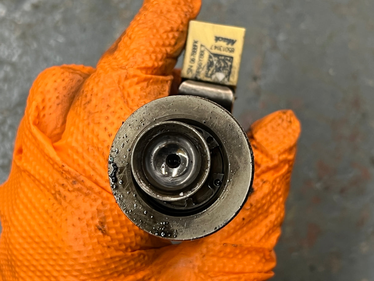 Mack MP7 Fuel Injector 85013147