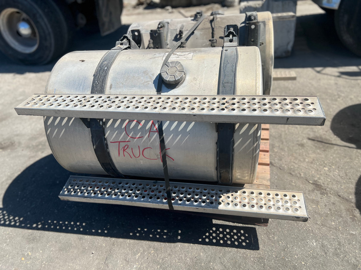 International 4200 Fuel Tank Part # 3510761C95 For Sale