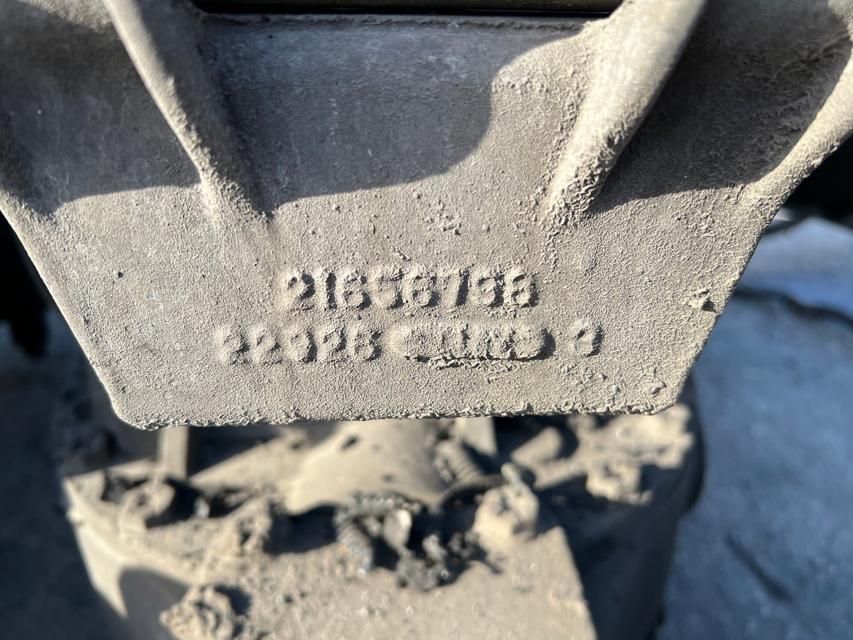 Mack CRD151 CUT OFF, CAMELBACK SUSPENSION, HUB PILOT, AIR LOCK POWER DIVIDER