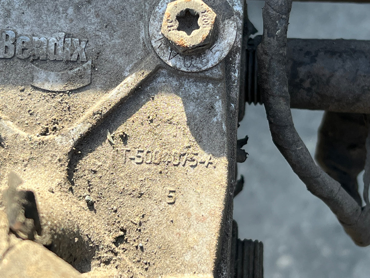 Mack CRD151 CUT OFF, CAMELBACK SUSPENSION, HUB PILOT, AIR LOCK POWER DIVIDER