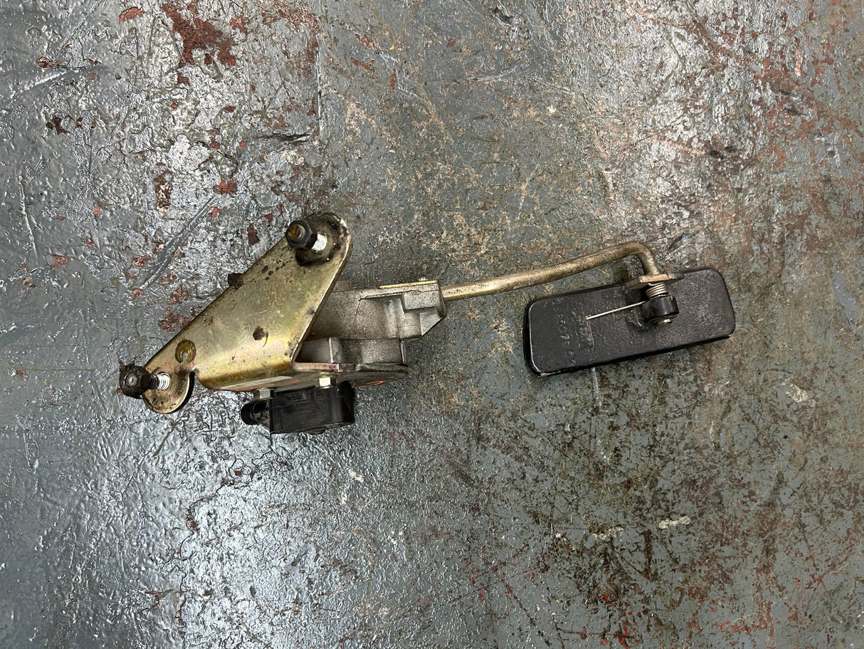 International Accelerator Pedal Part # 1680379C92 w/ TPS Part # 2028213C92