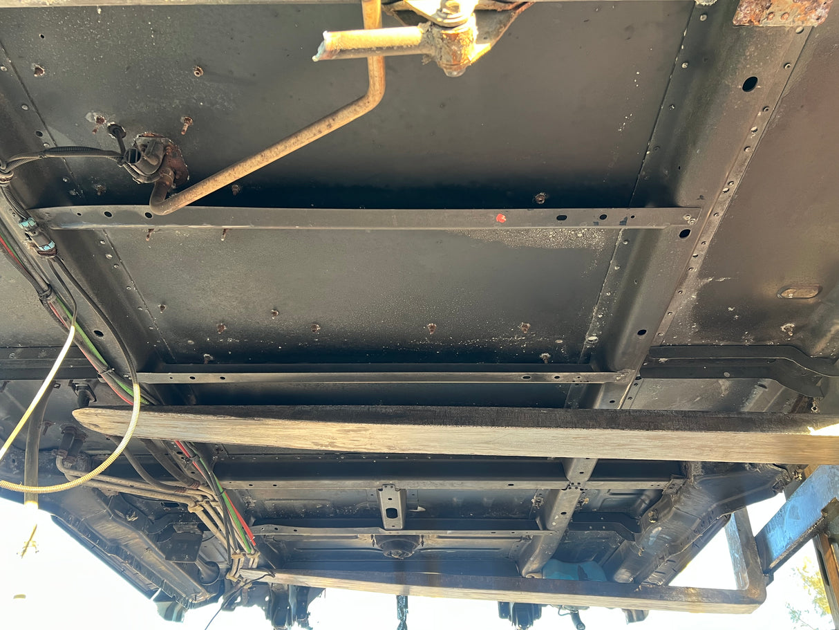 2013 Freightliner Cascadia 125 Conventional Sleeper Cab