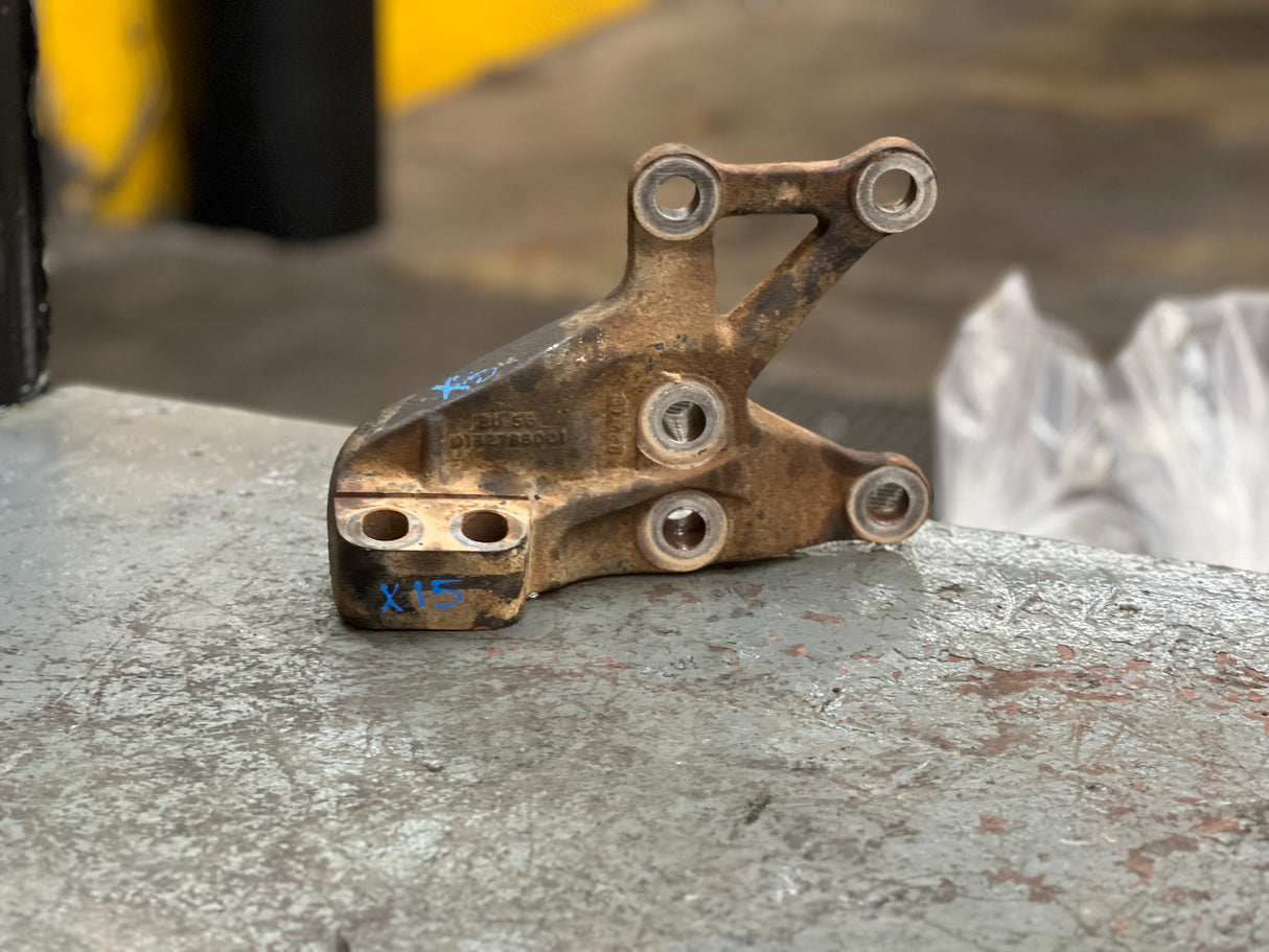 Cummins ISX15 Right Rear Engine Mount 0132788001