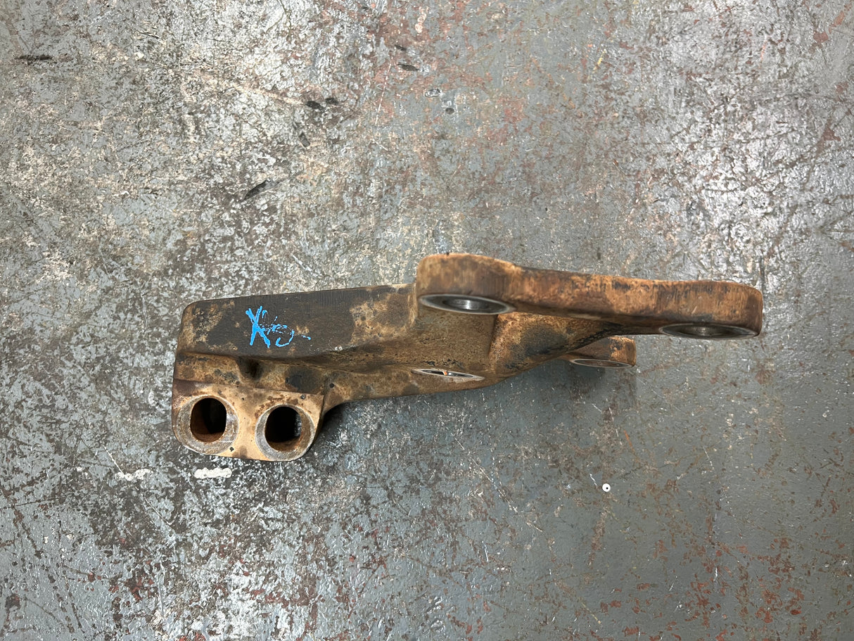 Cummins ISX15 Right Rear Engine Mount 0132788001