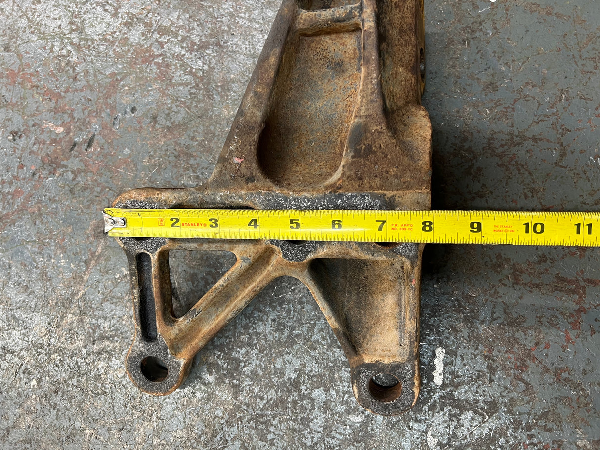 Cummins ISX15 Right Rear Engine Mount 0132788001