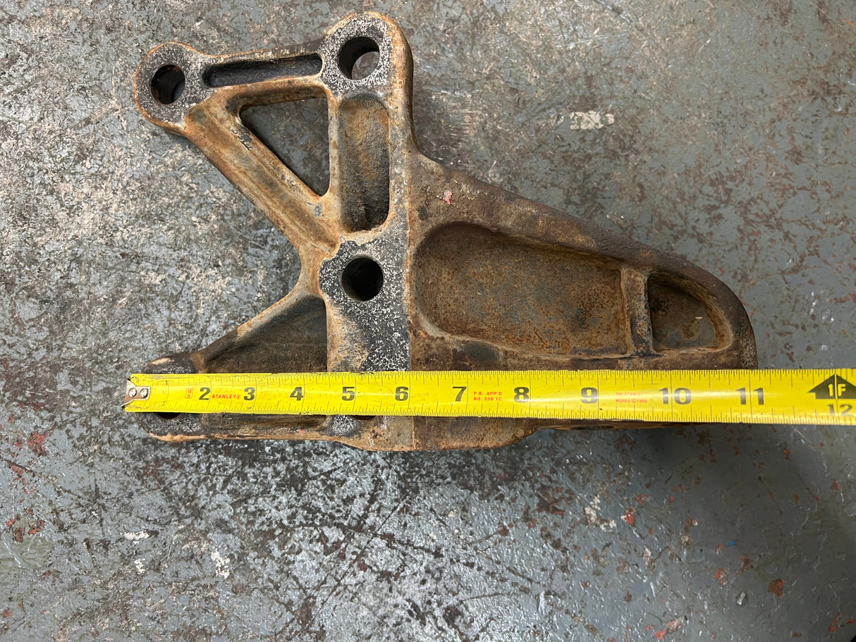 Cummins ISX15 Right Rear Engine Mount 0132788001