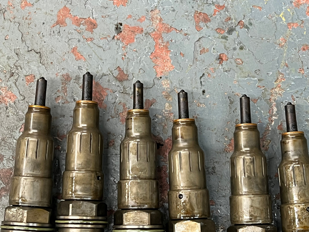 2013 Detroit DD13 BOSCH 0150 Fuel Injector A4710700387