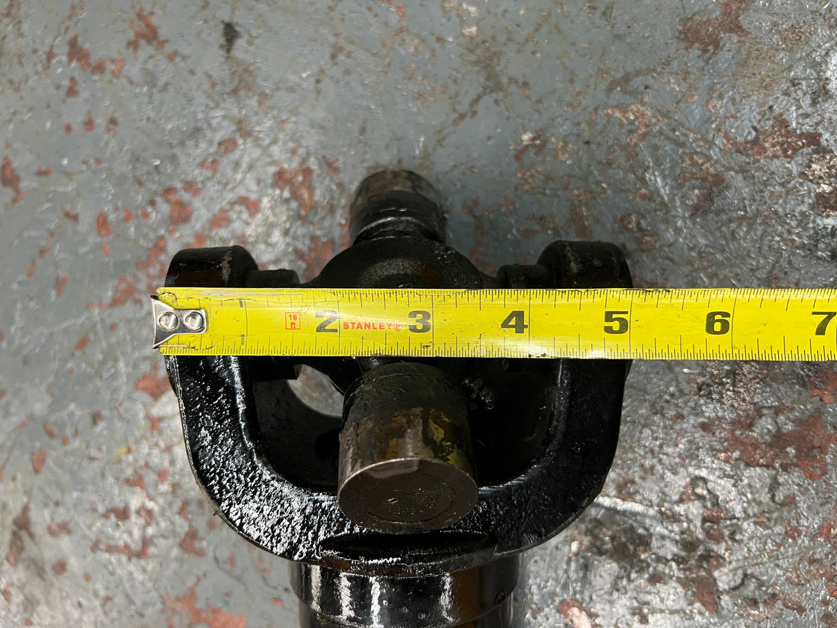 OEM Spicer Drive Shaft Part # C70-3-19-2