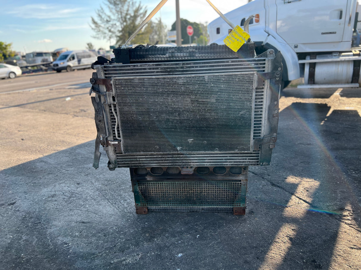 2005 Freightliner Columbia 120 Cooling Assembly