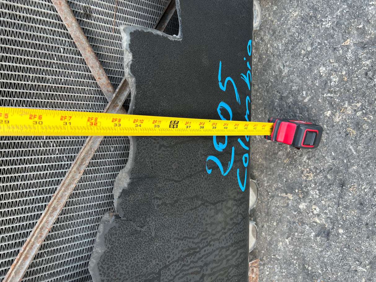 2005 Freightliner Columbia 120 Cooling Assembly