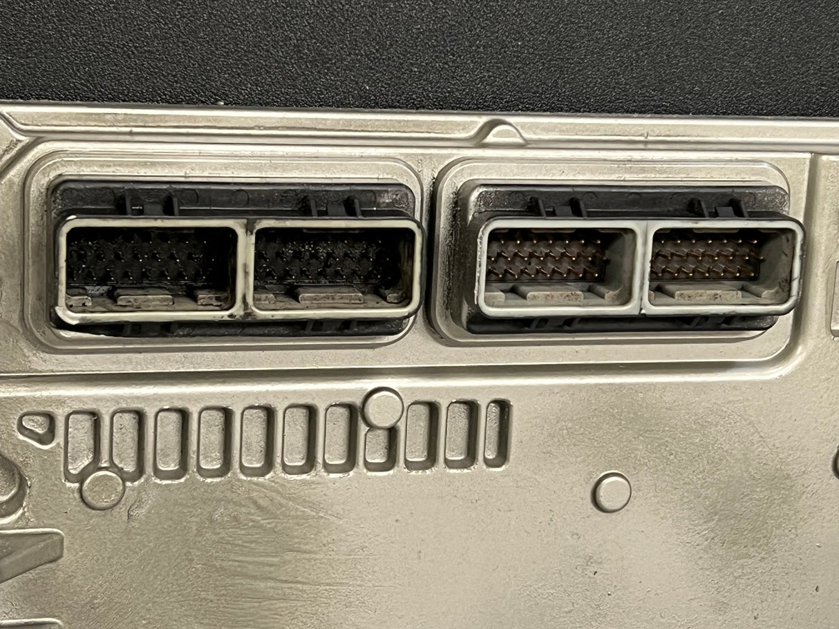 International DT466E ECM/ECU/PCU/PCM Part # 1839368C1, 1842443C95