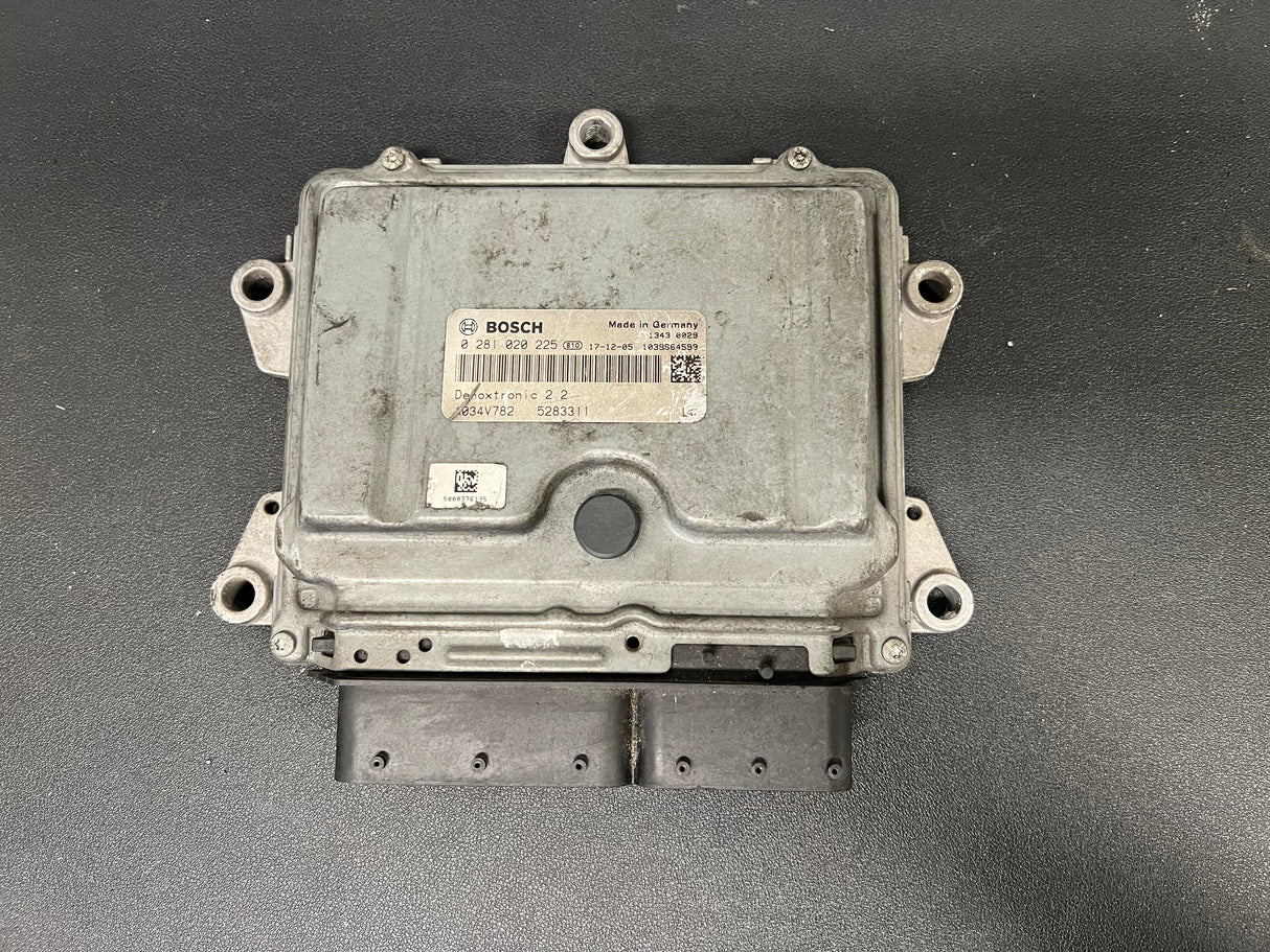 OEM 2005 Cummins Bosch Denoxtronic ACM 2.2. DPF Control Unit 5283311, Bosch P/N 0 281 020 225