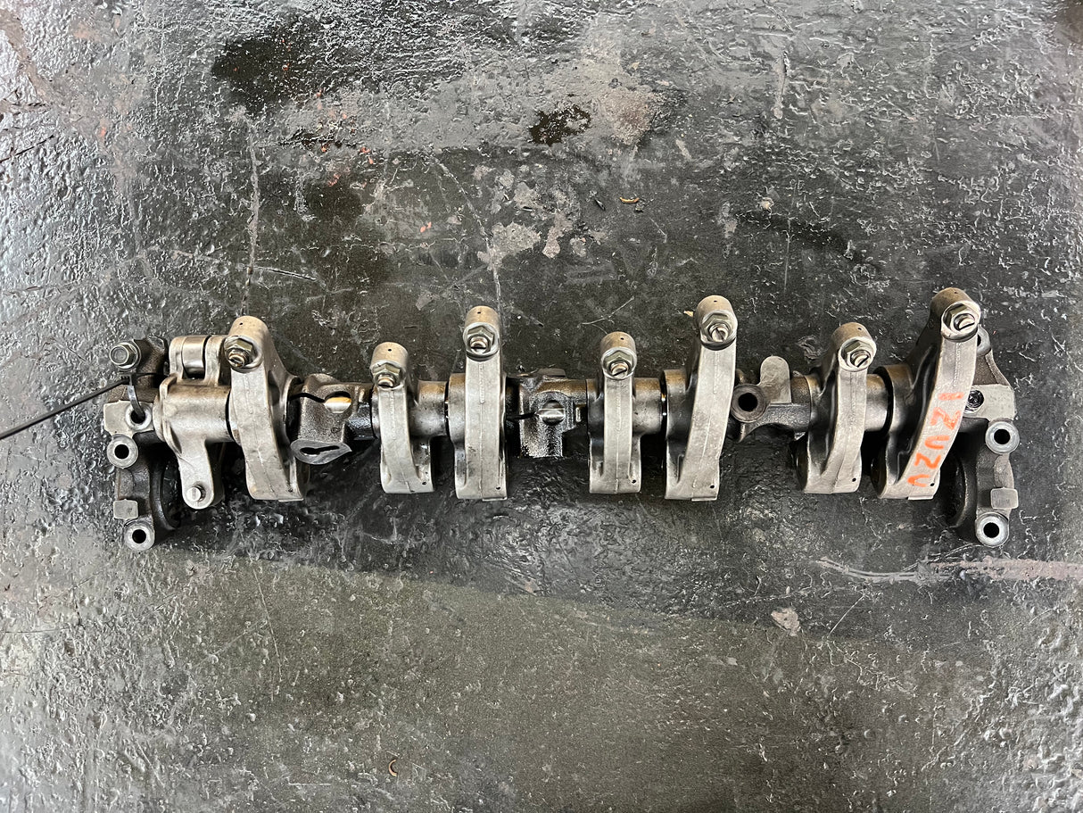 2004 Isuzu 4HK1-TC Rocker Arm