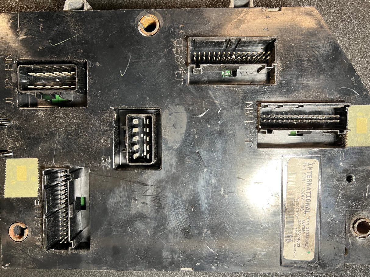 International Cab Control Module (CECU) Part # 3833158C4, POLLAK # 32447-105