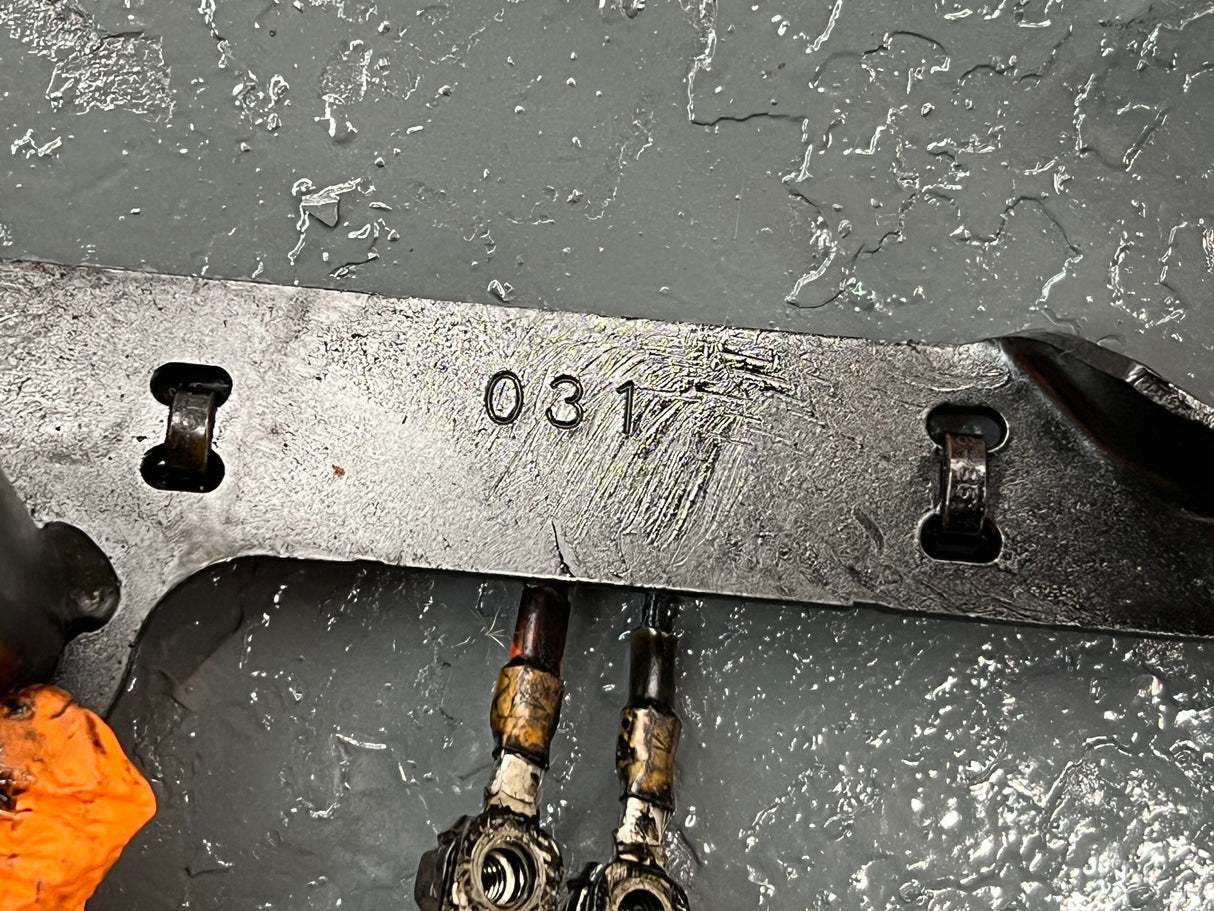 2004 Isuzu 4HK1-TC Denso 5471 / 7031 Fuel Injectors w/ Glow Plugs & Wiring Harness w/ Bolts