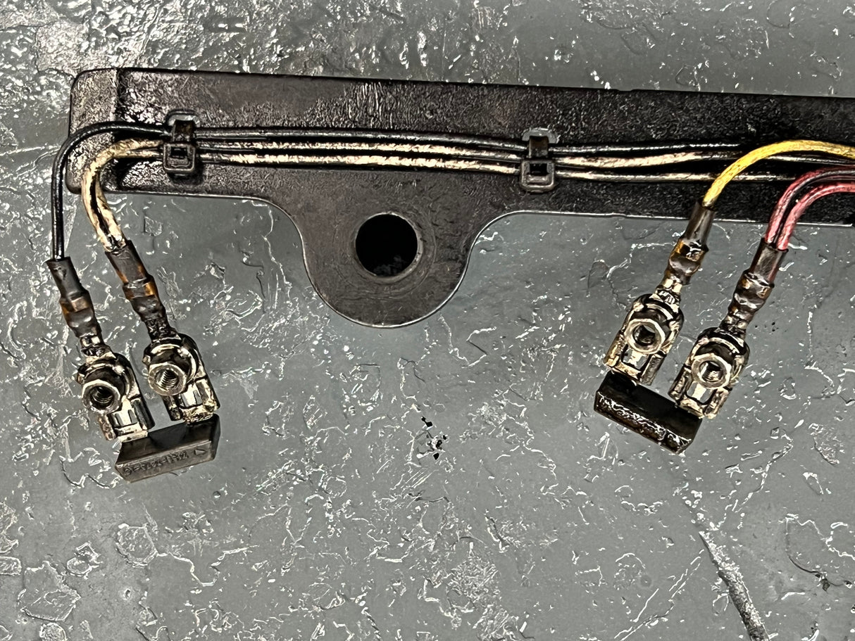 2004 Isuzu 4HK1-TC Denso 5471 / 7031 Fuel Injectors w/ Glow Plugs & Wiring Harness w/ Bolts