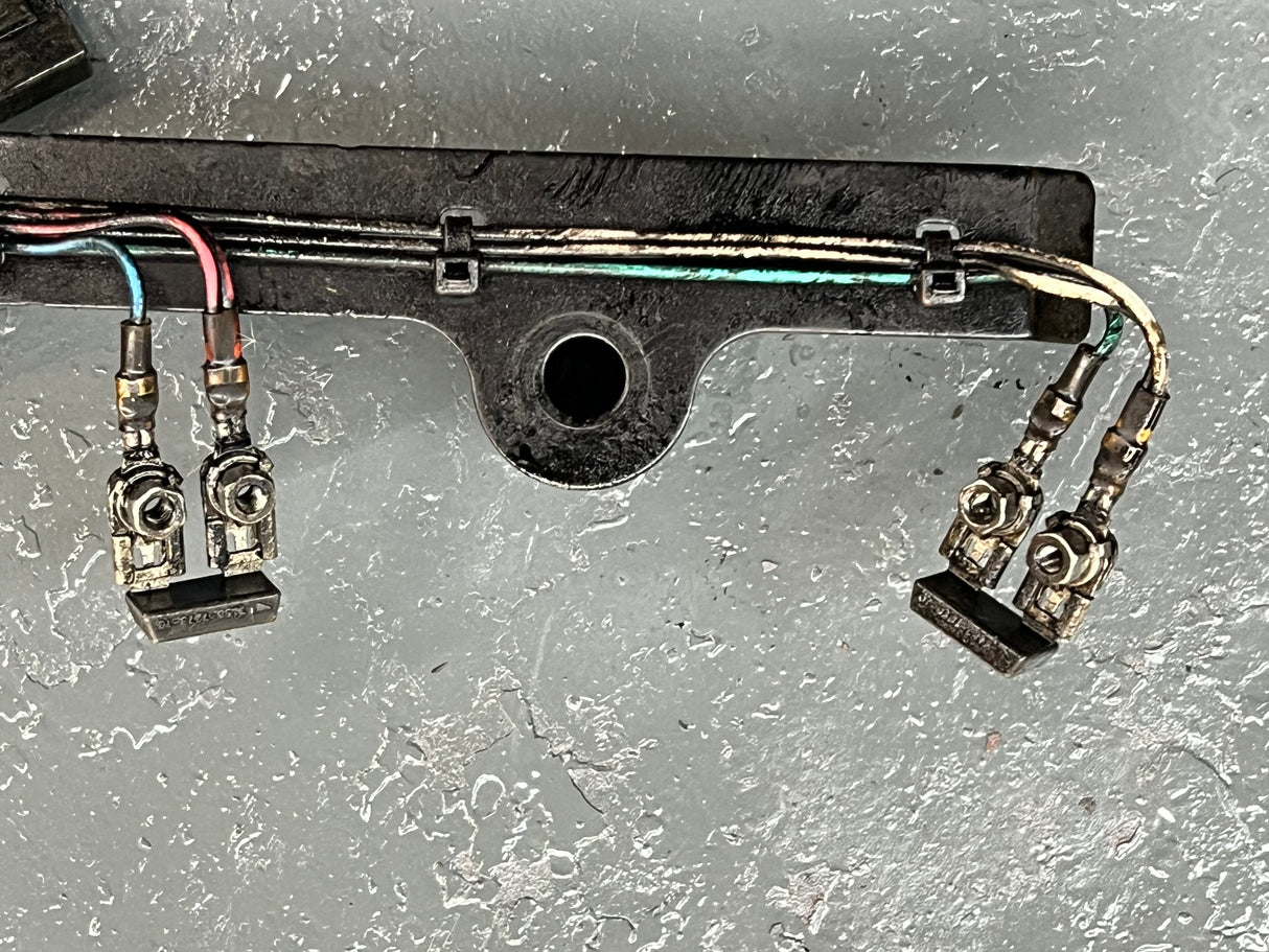 2004 Isuzu 4HK1-TC Denso 5471 / 7031 Fuel Injectors w/ Glow Plugs & Wiring Harness w/ Bolts