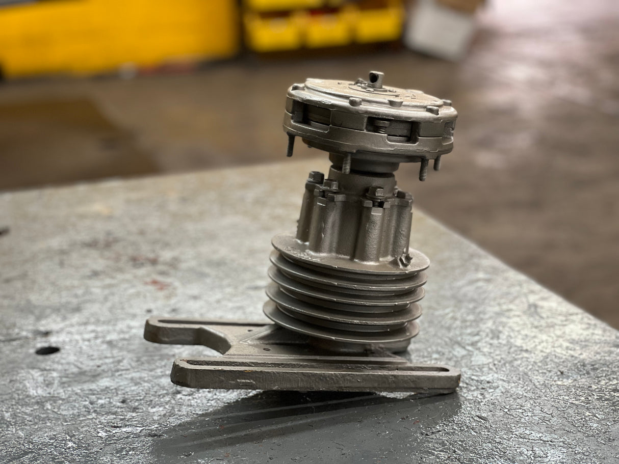 Freightliner Horton Fan Clutch Part # 991405, Pulley P/N 38942, Mounting Base P/N 37128