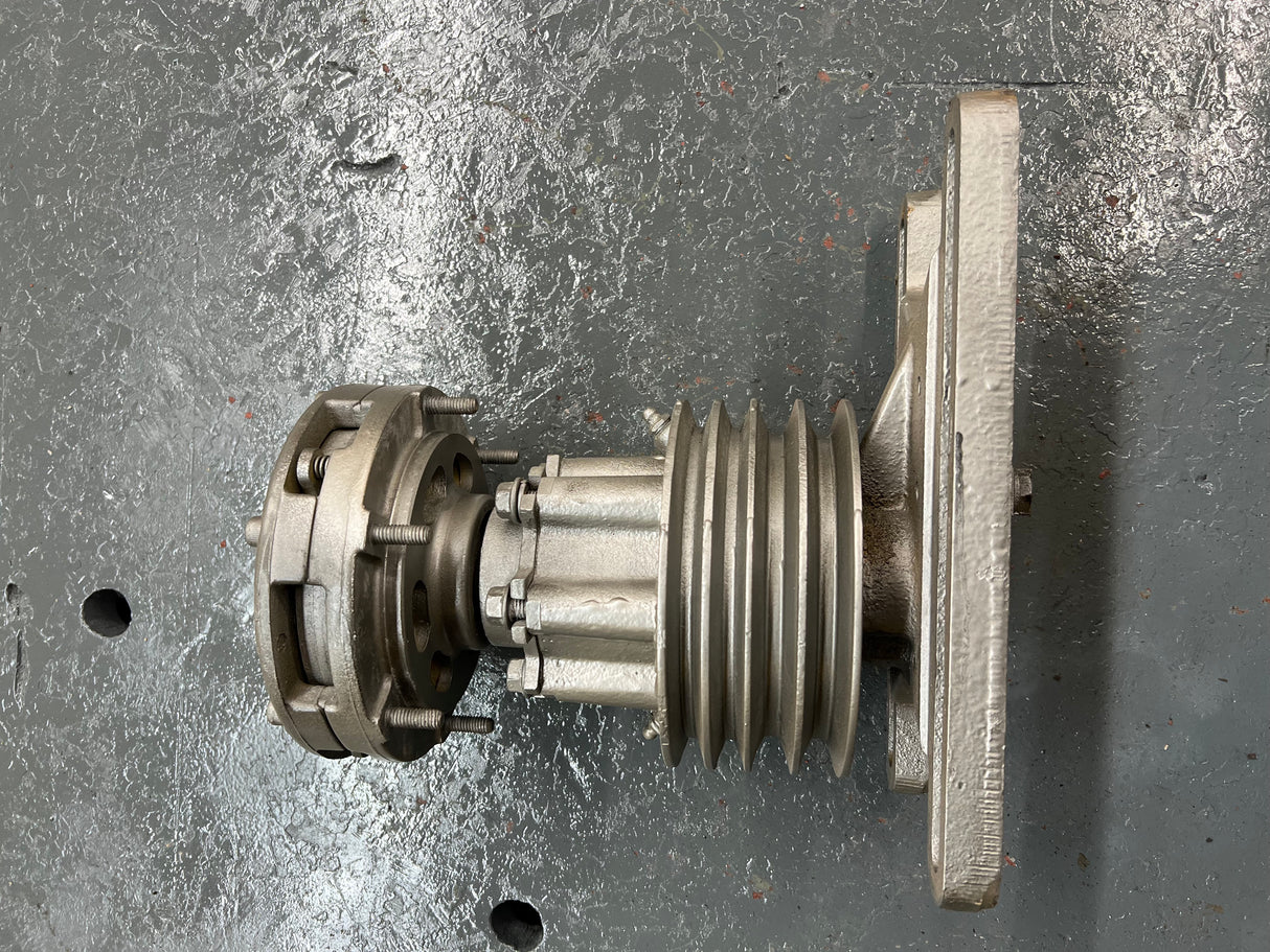 Freightliner Horton Fan Clutch Part # 991405, Pulley P/N 38942, Mounting Base P/N 37128