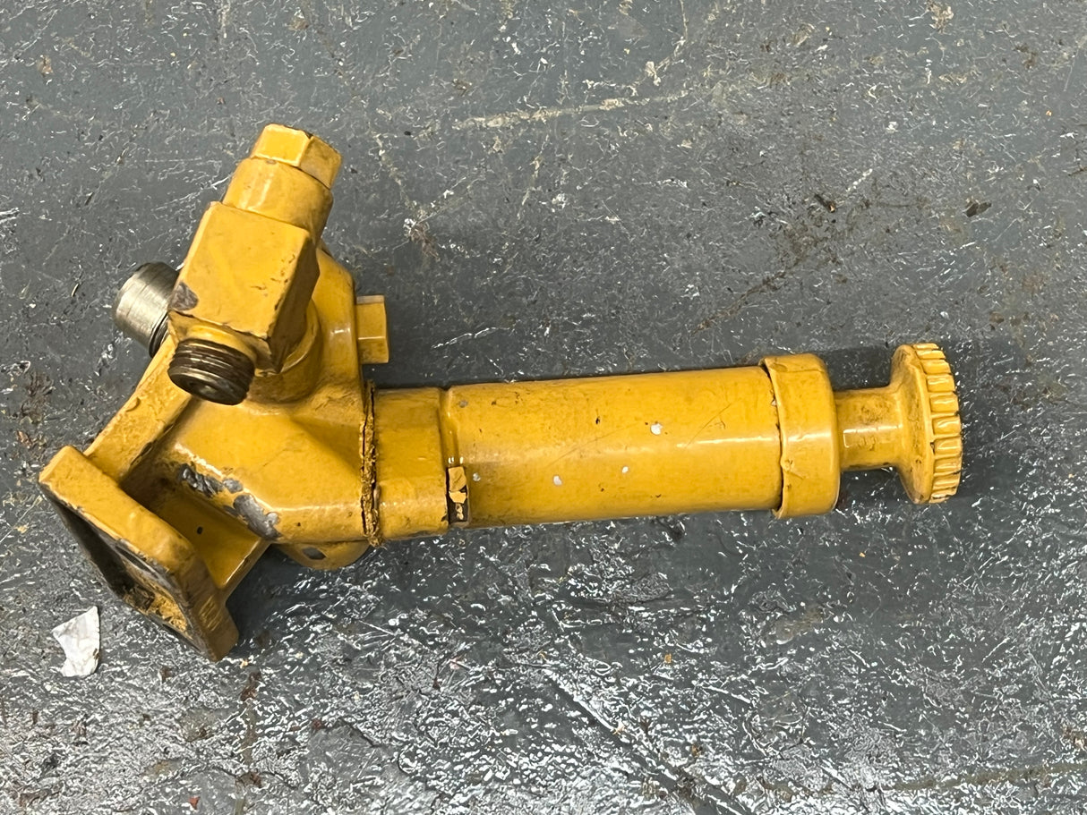 Caterpillar 3126 Engine Fuel Filter Base w/ Priming Pump 141-5138