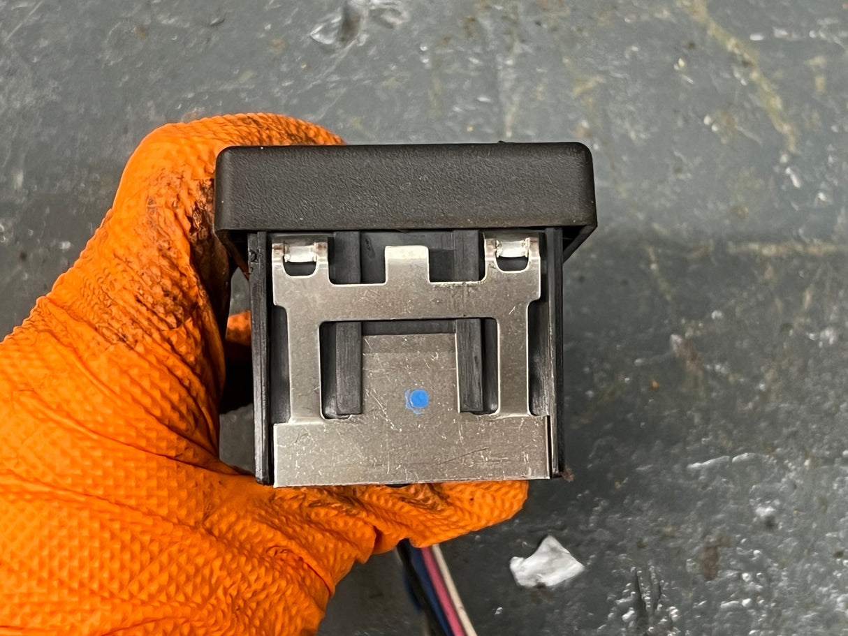 2007 International DuraStar (4400) Switch Panel Dash Pollak P/N 32289