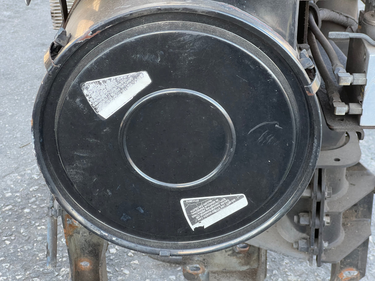 2016 Mack MRU613 Air Cleaner Part # 21112872