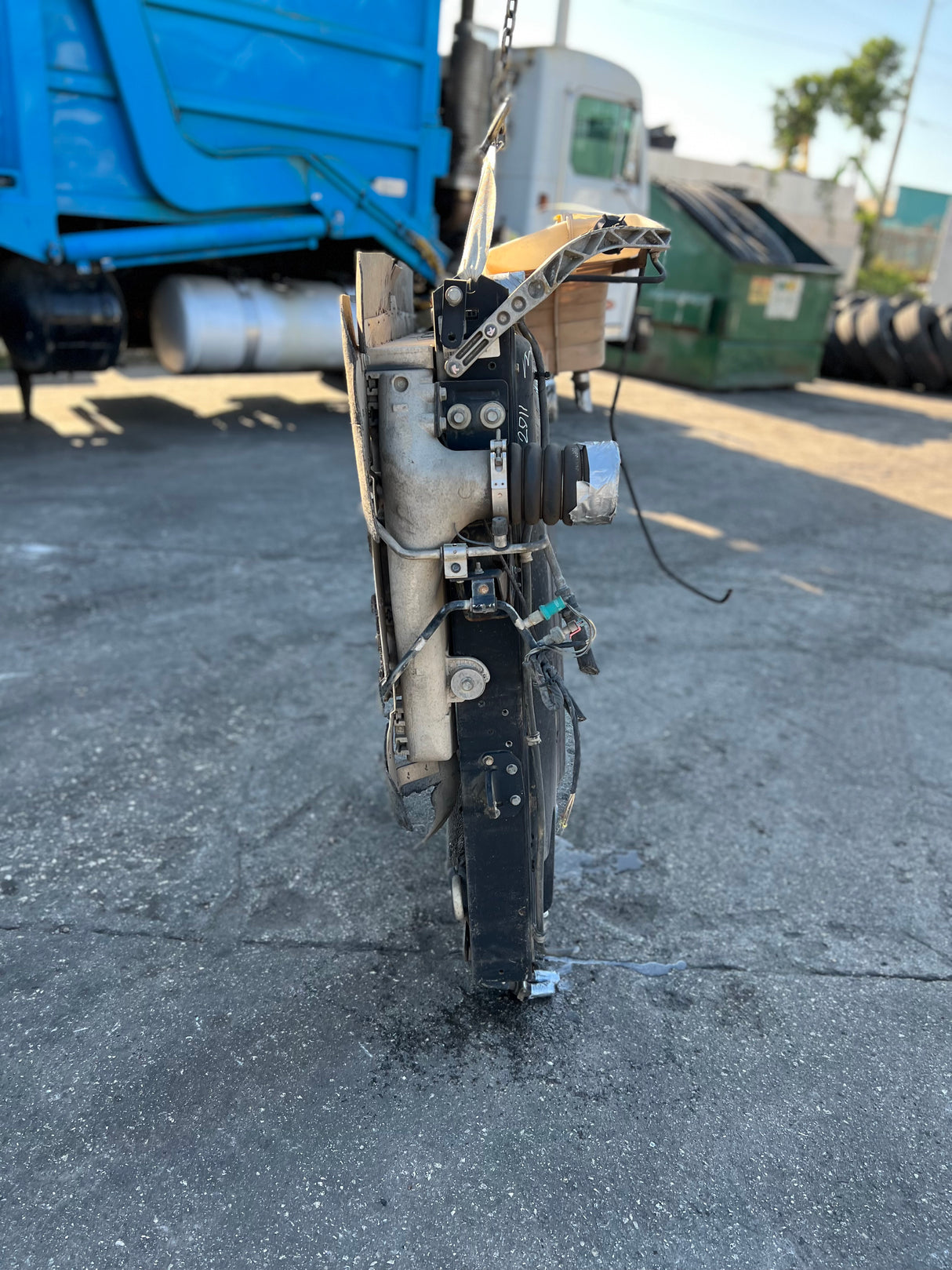 2016 Mack MRU613 Charge Air Cooler 21593033 w/ Overflow Bottle & Radiator