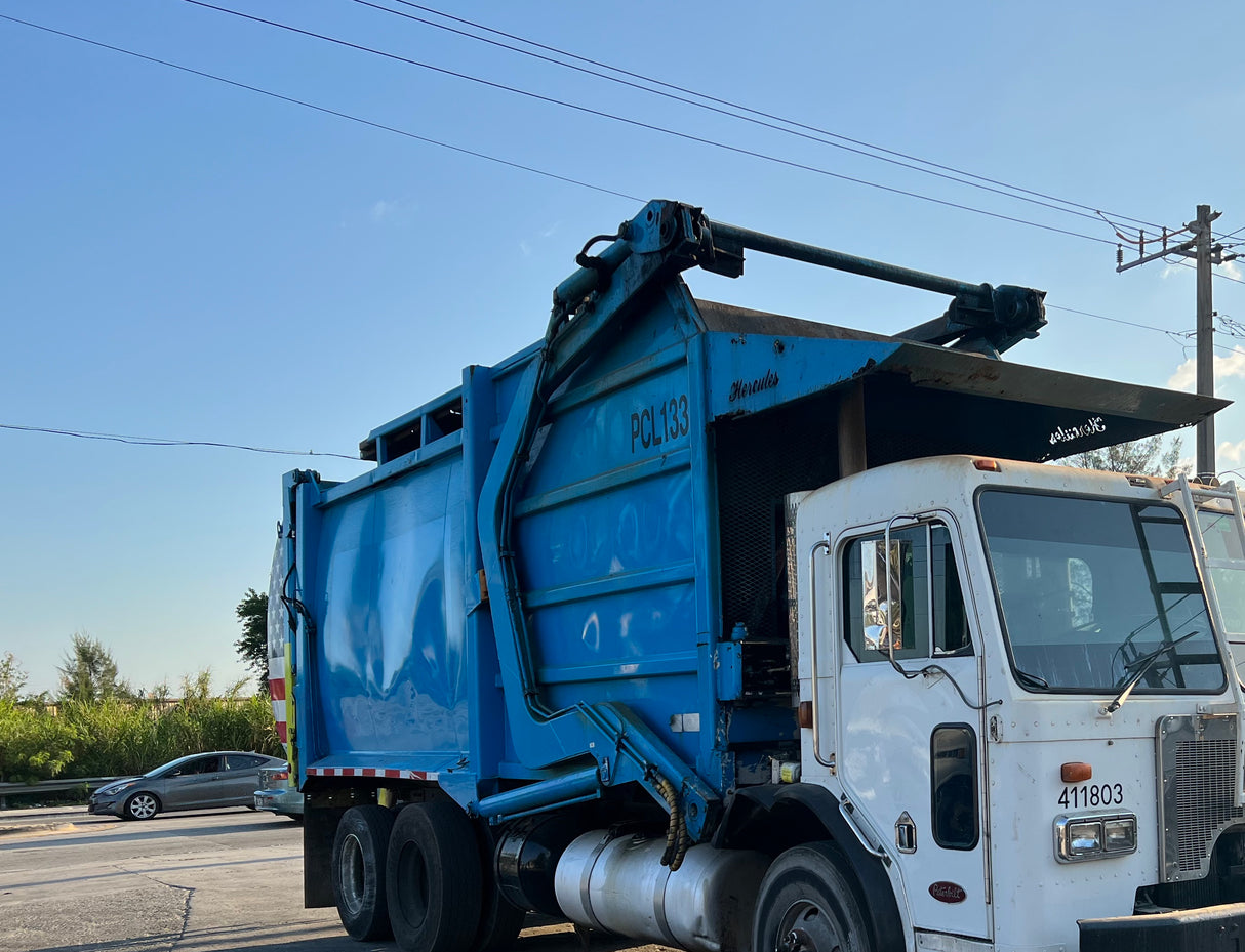 2003 Peterbilt 320 Garbage Truck Front Loading Refuse Body *ONLY*