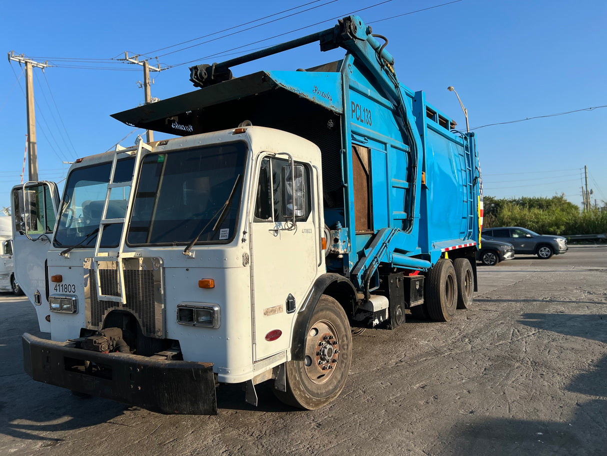 2003 Peterbilt 320 Garbage Truck Front Loading Refuse Body *ONLY*